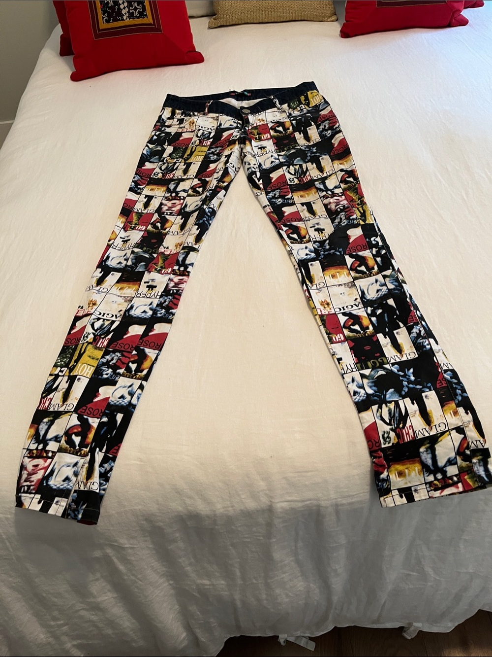 Straight-Leg Graphic Print Pants in Multi